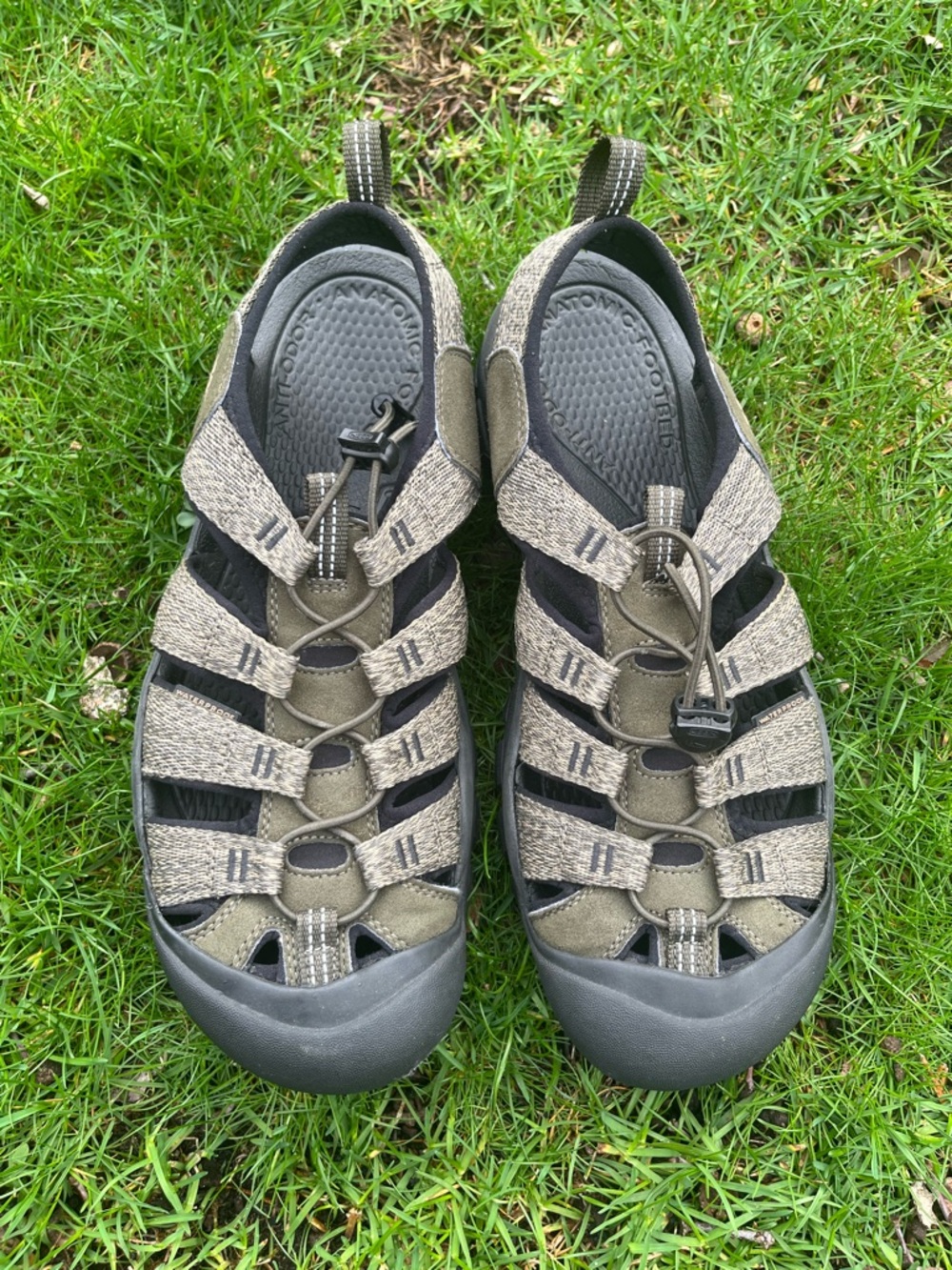 Keen Sandals in Olive/Gray Size 11.5